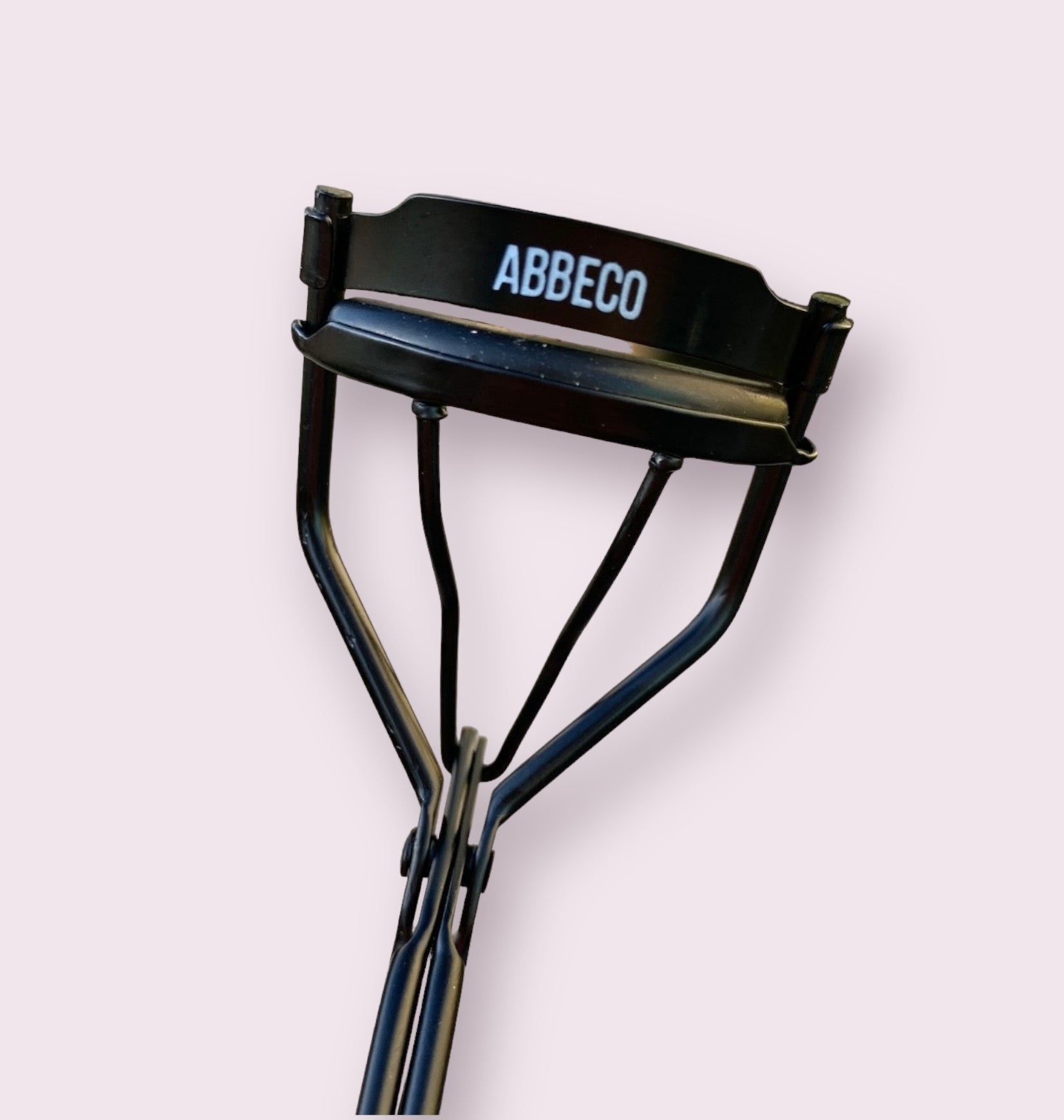 The Lash Curler